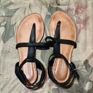 Gianni Bini black sandals Sz 6.5